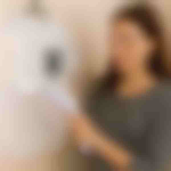 Ručný naparovač odevov STEAMY